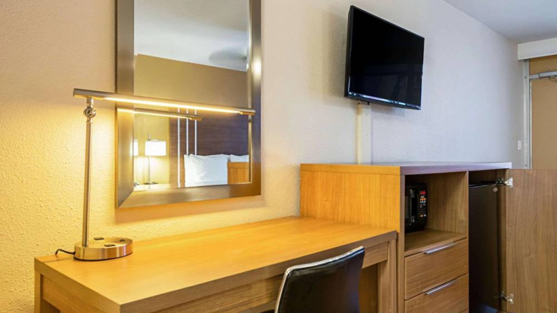 Quality Inn & Suites Hollywood Boulevard