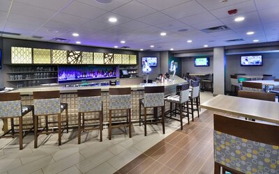 Embassy Suites by Hilton Denver Central Park