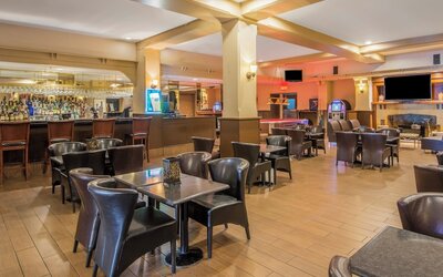 Armon Plaza Montreal Airport