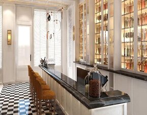 Kwetu Nairobi, Curio Collection By Hilton