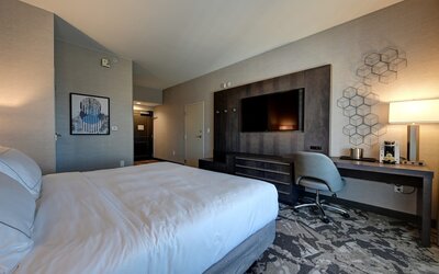 DoubleTree by Hilton Denver International Airport