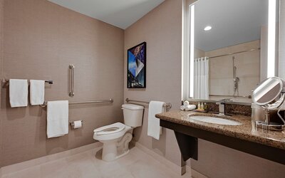 DoubleTree by Hilton Denver International Airport