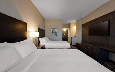 DoubleTree by Hilton Denver International Airport