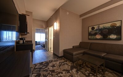 DoubleTree by Hilton Denver International Airport