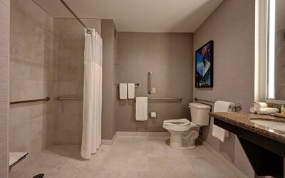 DoubleTree by Hilton Denver International Airport