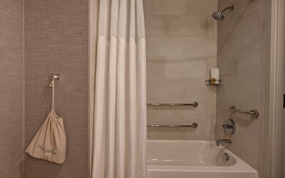 DoubleTree by Hilton Denver International Airport