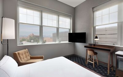Room, 2 Queen Beds, Corner