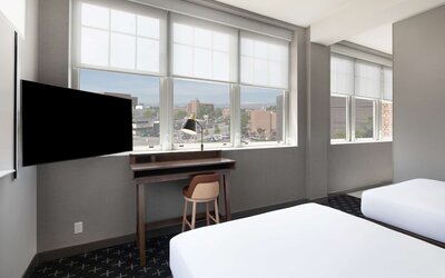 Room, 2 Queen Beds, Accessible, Bathtub (Mobility & Hearing)