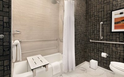 Room, 2 Queen Beds, Corner