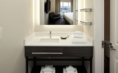 Residence Inn by Marriott Montreal Airport
