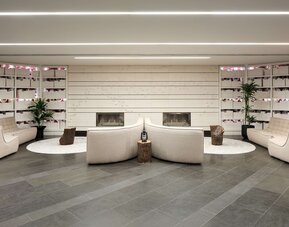 DoubleTree by Hilton Montreal