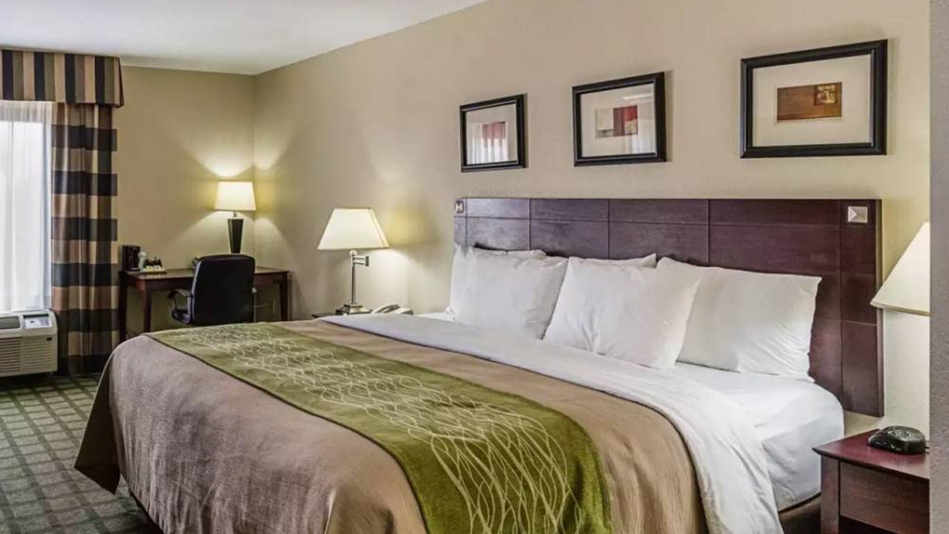 Day use room with work desk at Comfort Inn Southwest At Westpark.