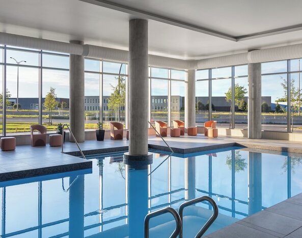 Staybridge Suites Montréal Airport - St-Laurent by IHG
