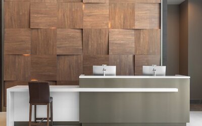 Staybridge Suites Montréal Airport - St-Laurent by IHG