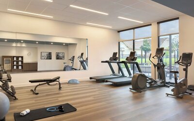 Staybridge Suites Montréal Airport - St-Laurent by IHG