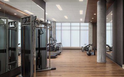 Staybridge Suites Montréal Airport - St-Laurent by IHG