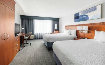 Courtyard By Marriott Farmington