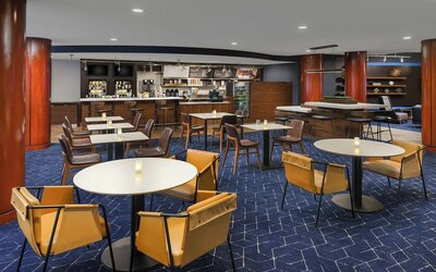 Courtyard By Marriott Farmington