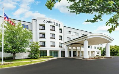 Courtyard By Marriott Farmington