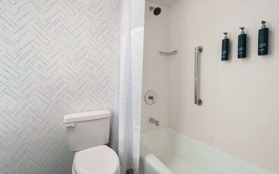 DoubleTree by Hilton Hartford Downtown
