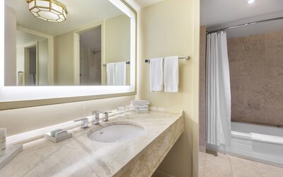 Hotel Omni Mont-Royal