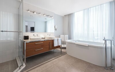 Warwick Le Crystal - Montréal