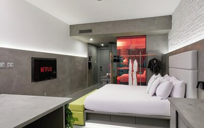 David Hotel
