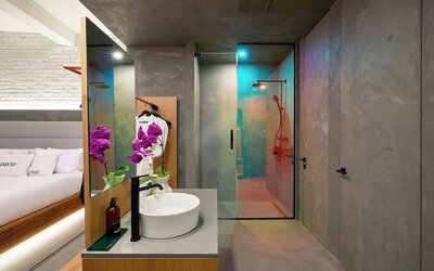 David Hotel