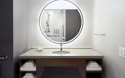 Courtyard by Marriott Montreal Midtown