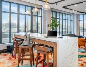 Radisson Hotel Montreal Airport