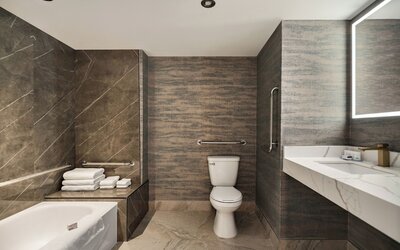 Radisson Hotel Montreal Airport