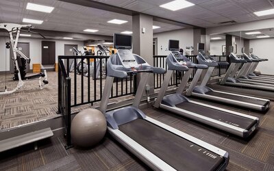Radisson Hotel Montreal Airport