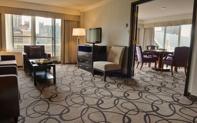 Holiday Inn Montréal Centre-Ville Downtown by IHG