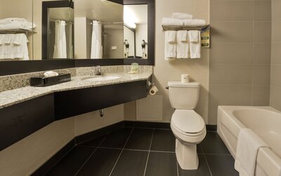 Holiday Inn Montréal Centre-Ville Downtown by IHG