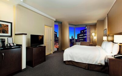 Courtyard by Marriott Montreal Downtown