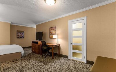 Best Western Ville-Marie Montreal Hotel & Suites