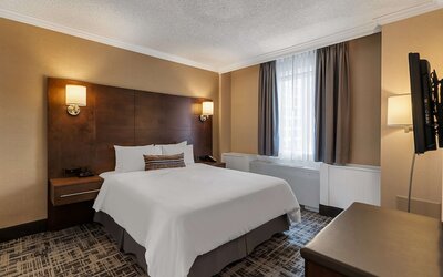 Best Western Ville-Marie Montreal Hotel & Suites