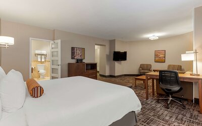 Best Western Ville-Marie Montreal Hotel & Suites