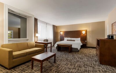 Best Western Ville-Marie Montreal Hotel & Suites