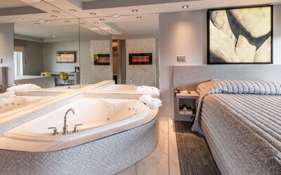 Le Chabrol Hotel & Suites