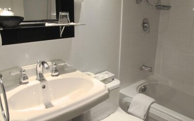 LHotel Montreal