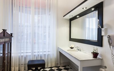 LHotel Montreal