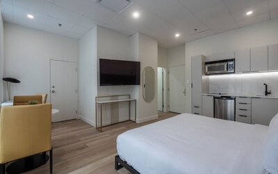 Travelodge Hotel by Wyndham Montreal Centre