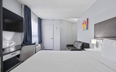 Travelodge Hotel by Wyndham Montreal Centre