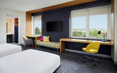 Aloft by Marriott Montreal Airport