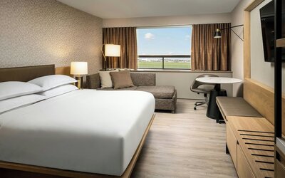 Sheraton Montreal Airport Hotel