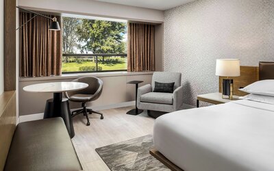 Sheraton Montreal Airport Hotel