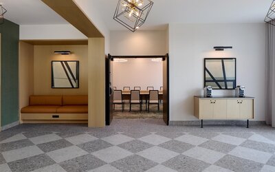Hyatt Place Montreal Airport