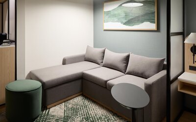 Hyatt Place Montreal Airport