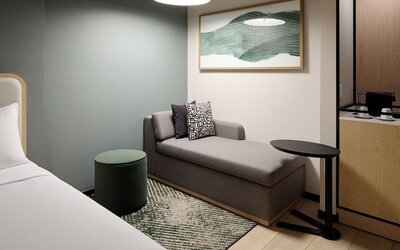 Hyatt Place Montreal Airport